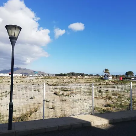 Lujoso Adosado De Tres En Playa A 200 Metros Del Mar Holiday home *
